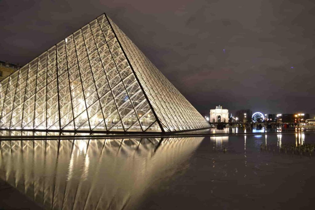 Louvre